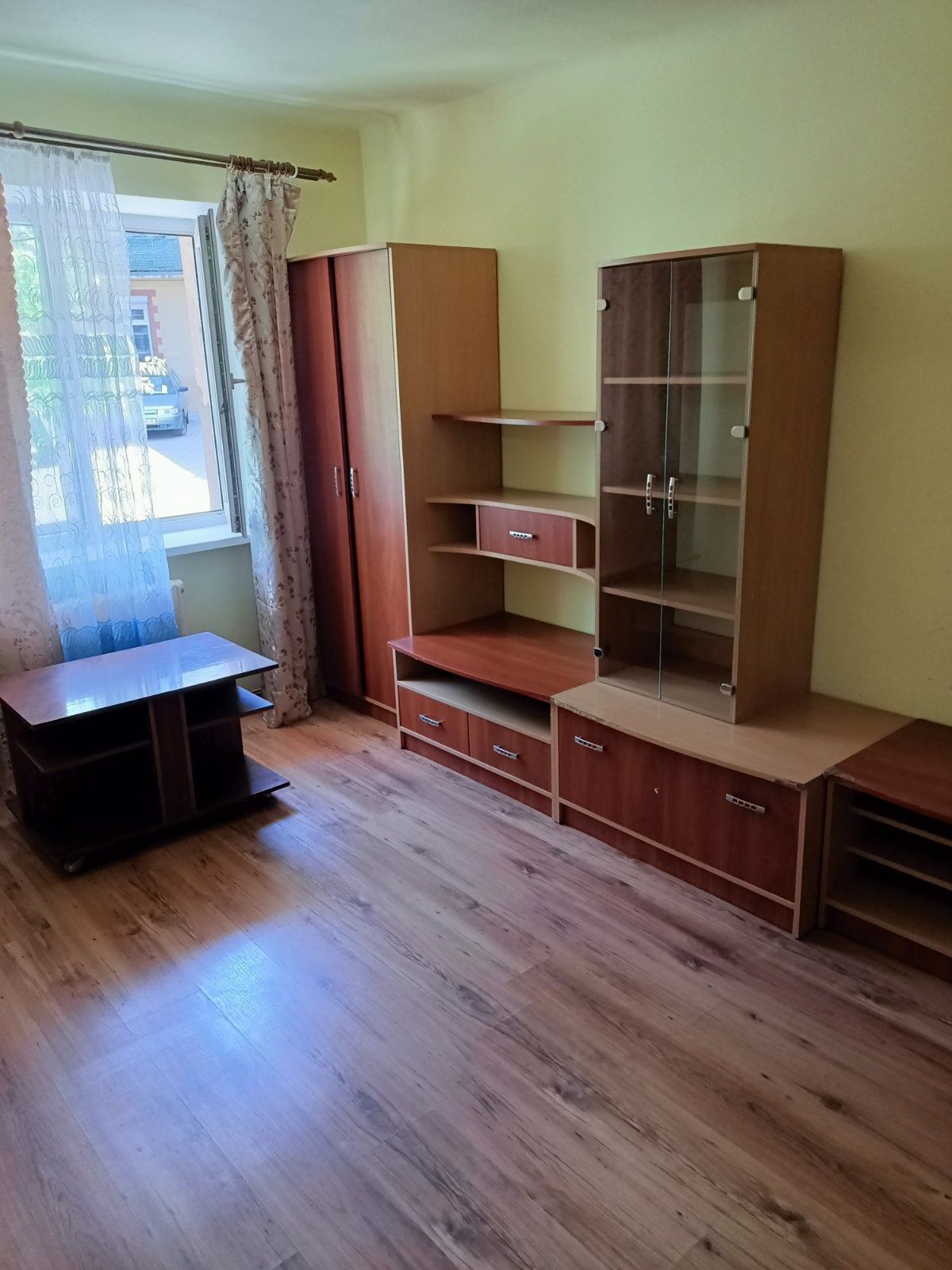 2к вул Воїнів інтернаціоналістів, центр