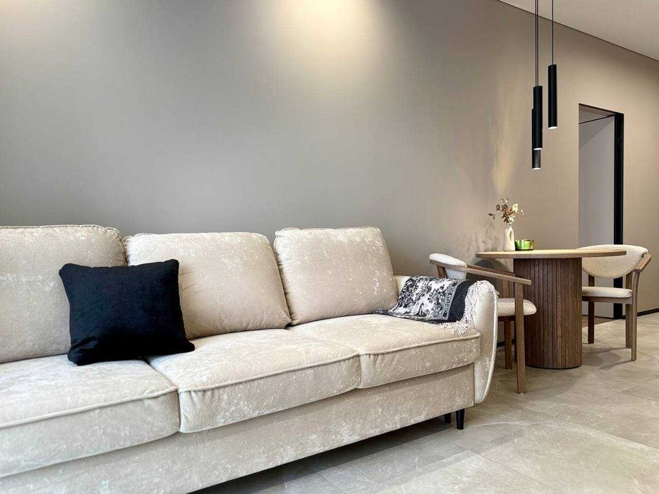 Стильна дизайнерська 1-к квартира в ЖК Липки, біля озера та парку