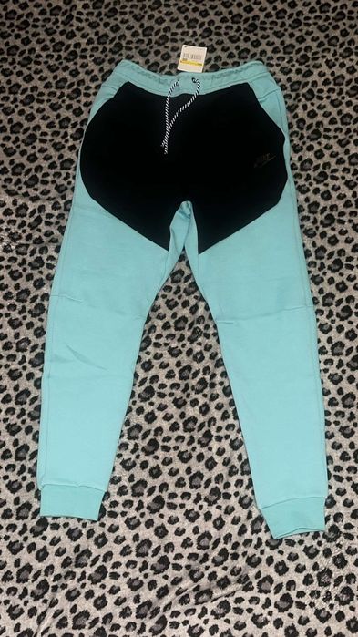 Spodnie Nike Tech Fleece