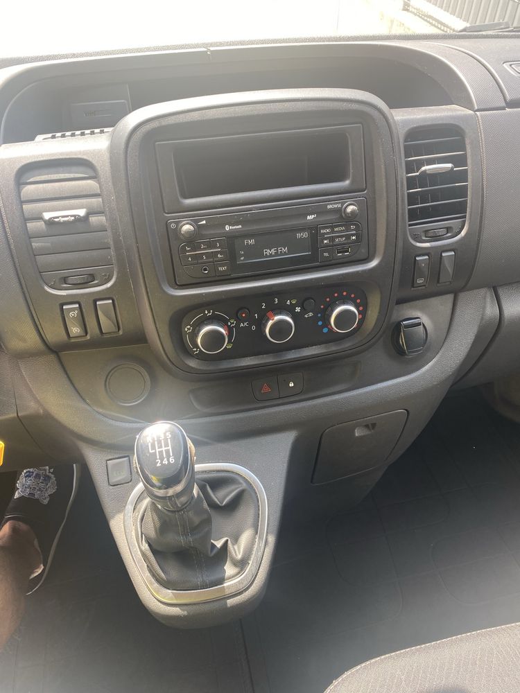 Renault Trafic 2.0dci  9 osob 2020 r