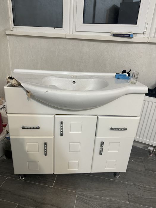 Тумбочка з раковиною 95 см