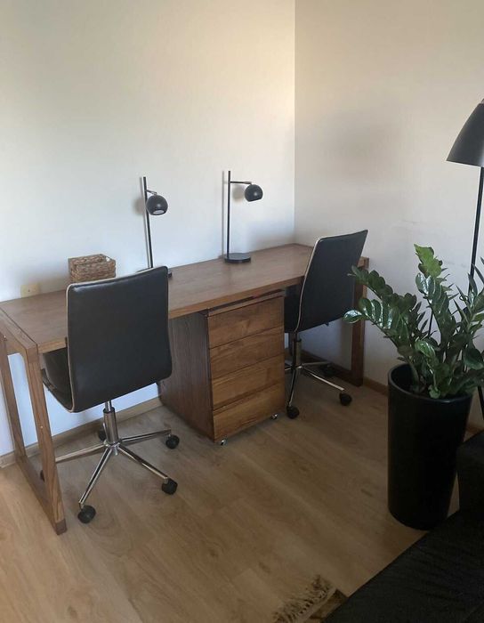 Продається 2-кімнатна квартиру з ремонтом на Дубово!