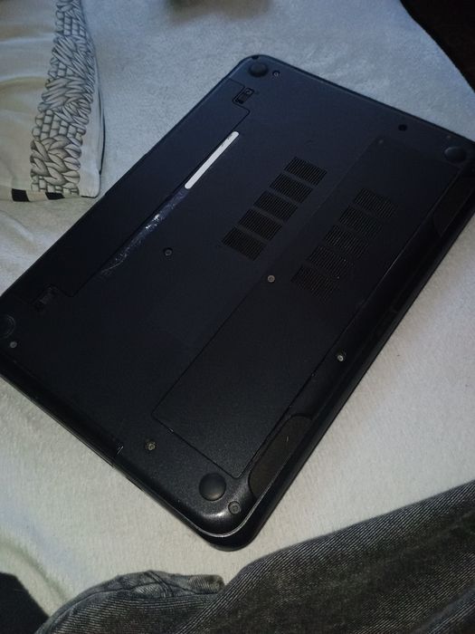 Ноутбук Dell Inspiron 15 На запчастини