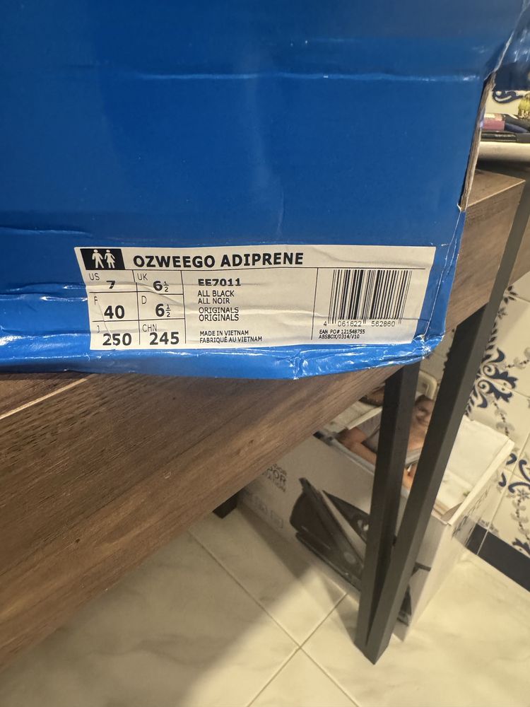 Tenis adidas ozweego adiprene beges