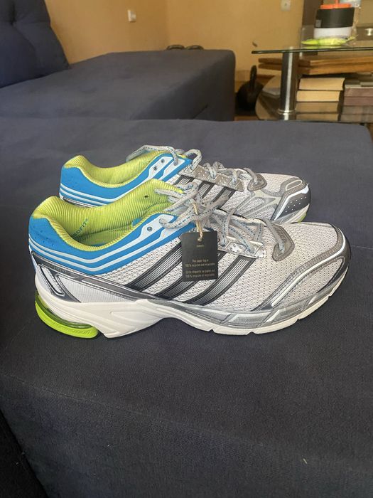 Кроссовки Adidas