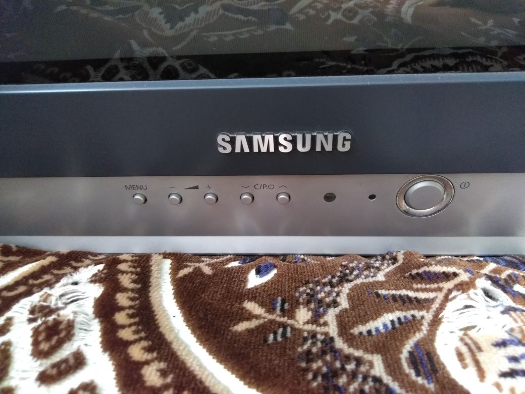 Телевизор Samsung CS-21K30MQQ