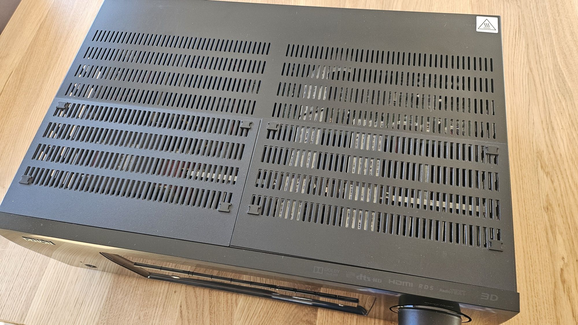 Amplituner Denon AVR-1513 z pilotem