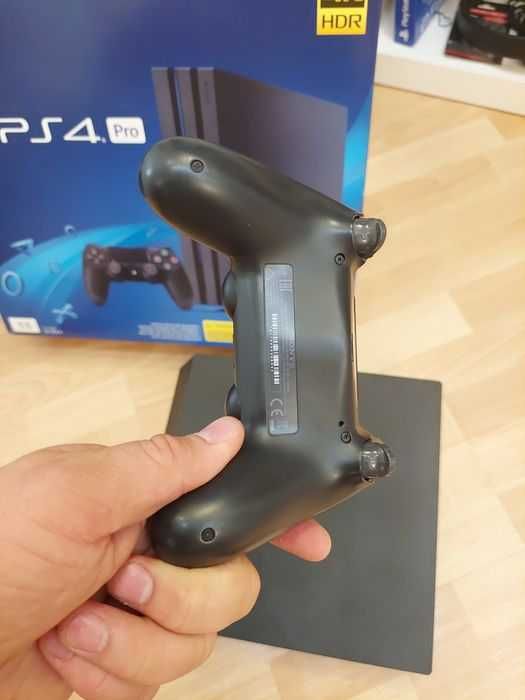 Приставка PS4 - Sony Play Station 4 Pro 1 tb. ревизия 7216