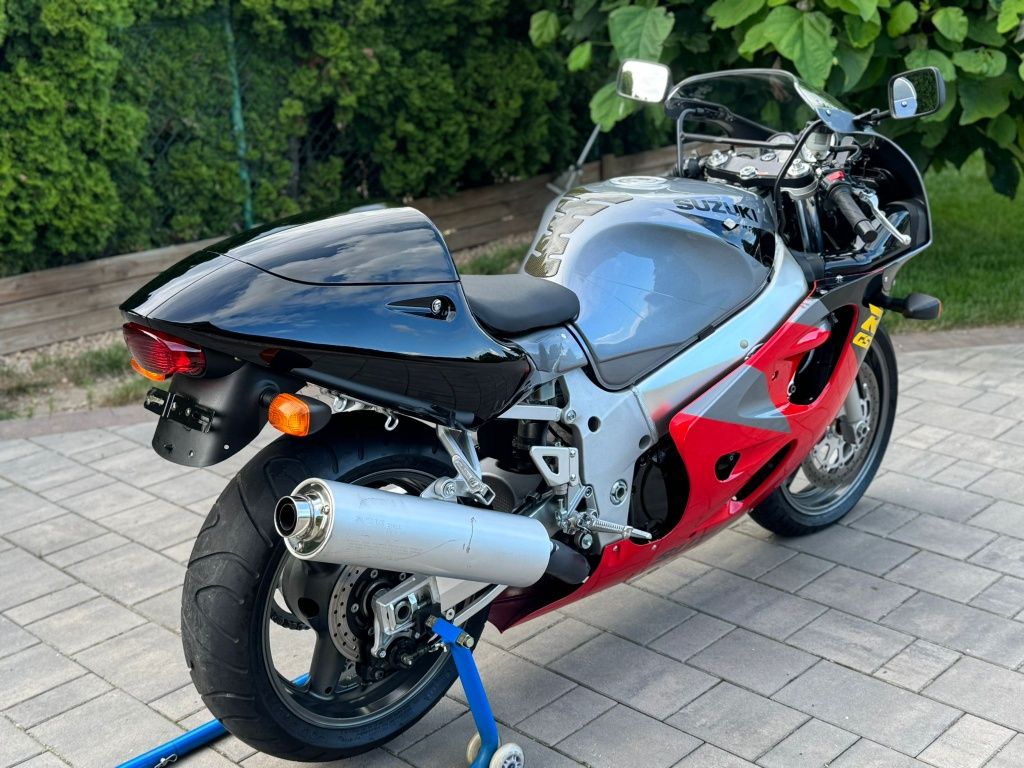 Suzuki GSXR 600 Srad . Tylko 10tkm