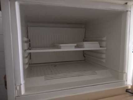 Frigorífico Philips Whirlpool No Frost Plus