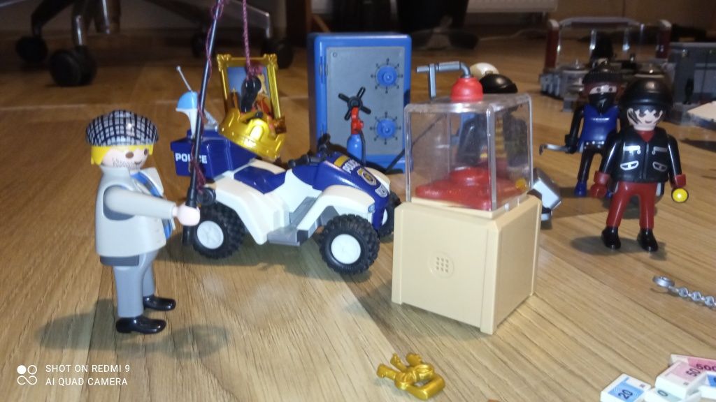 Playmobil napad policja złodzieje