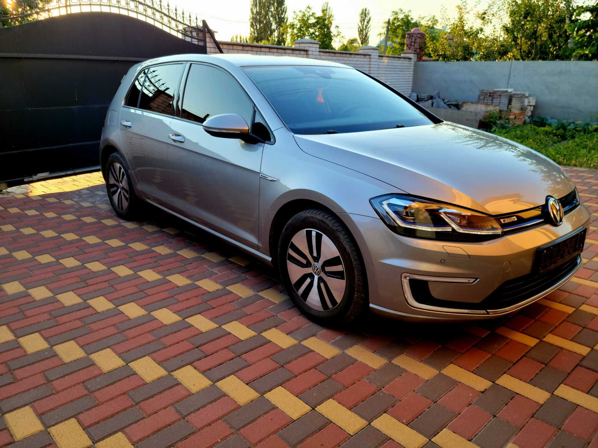 Volkswagen e-Golf 2017