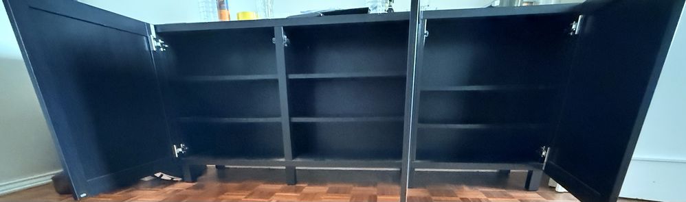 Aparador Besta IKEA
