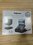 Podstawa pod laptop walizka 2w1