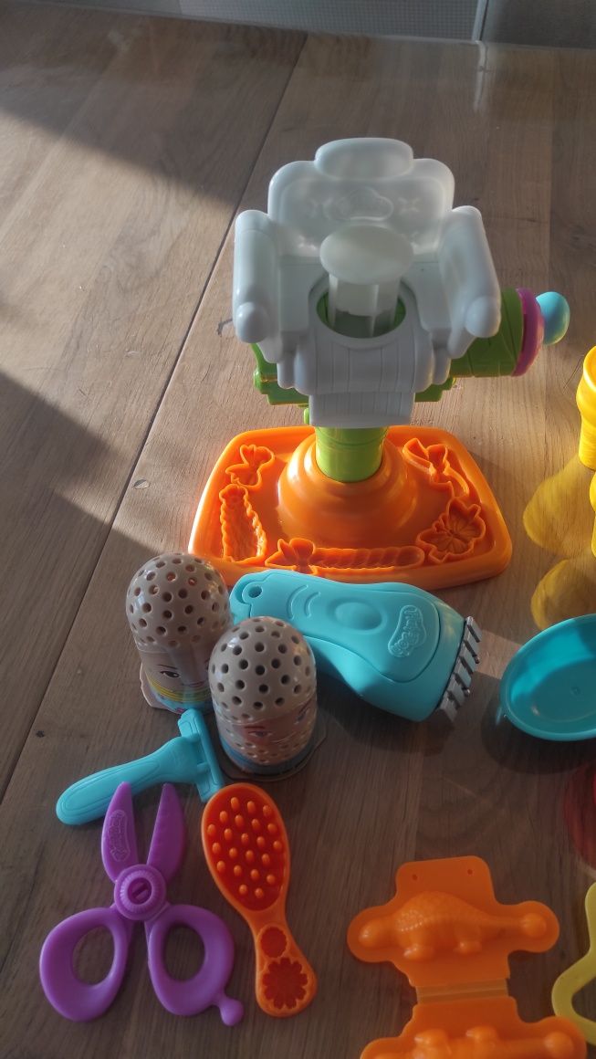 Play-Doh ciastolina fryzjer+ kawiarenka