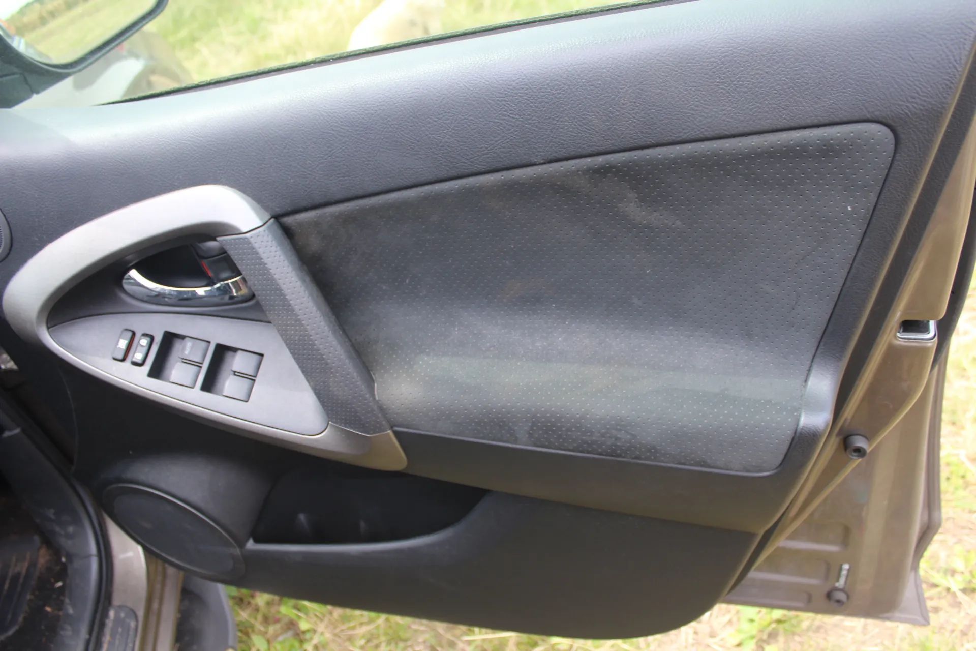 KOMPLET FOTELI FOTELE KANAPA BOCZKI  TOYOTA RAV 4 III LIFT