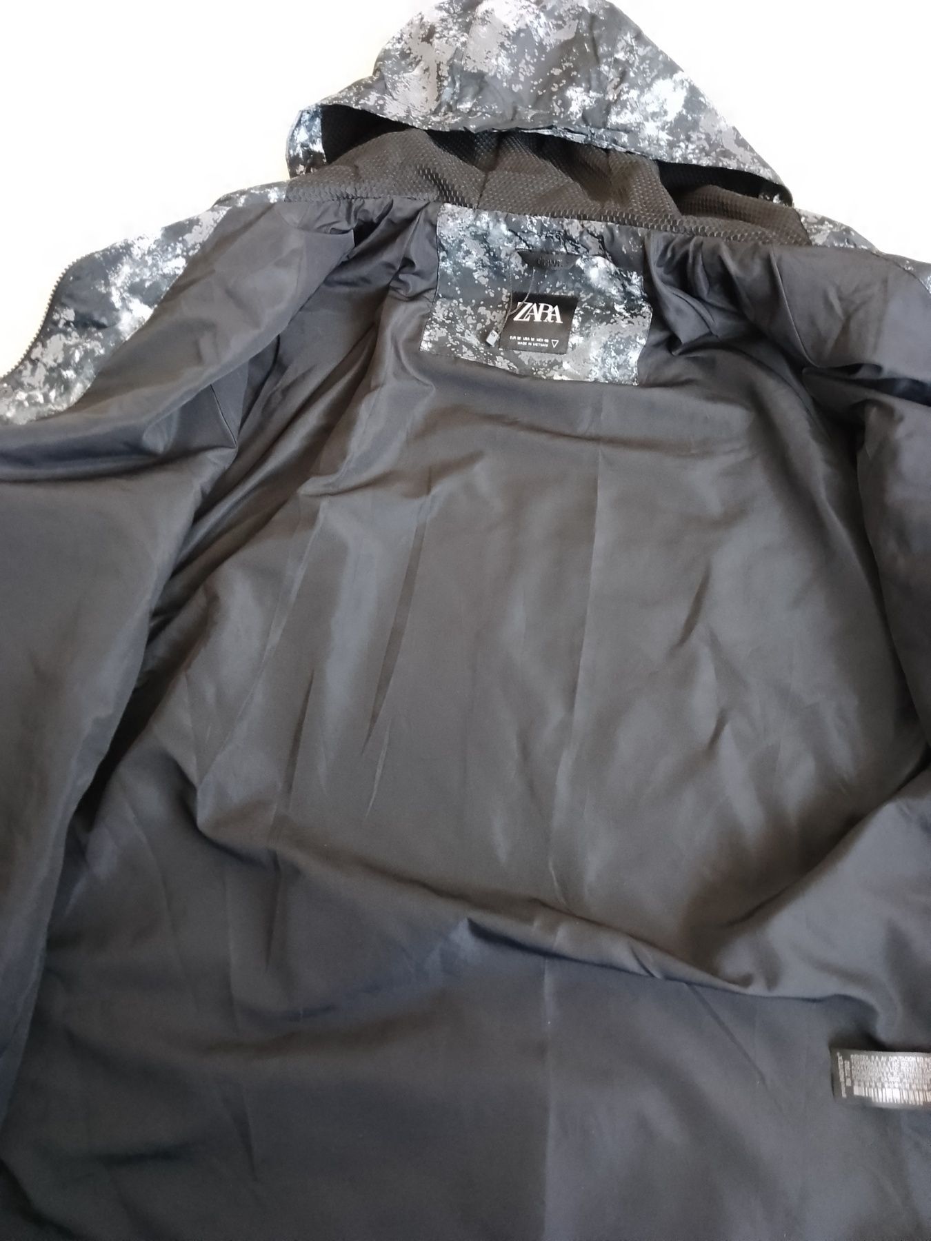 Куртка демісезонна чоловіча,вітровка,розмір М
