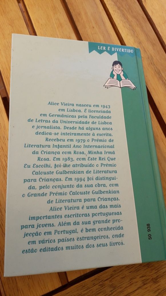 Às dez a porta fecha - Alice Vieira - edição n.° 4747 de julho de 1998