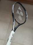 Nowa rakieta Yonex Ezone 100L Black G1 z naciągiem Gamma iO 1.24