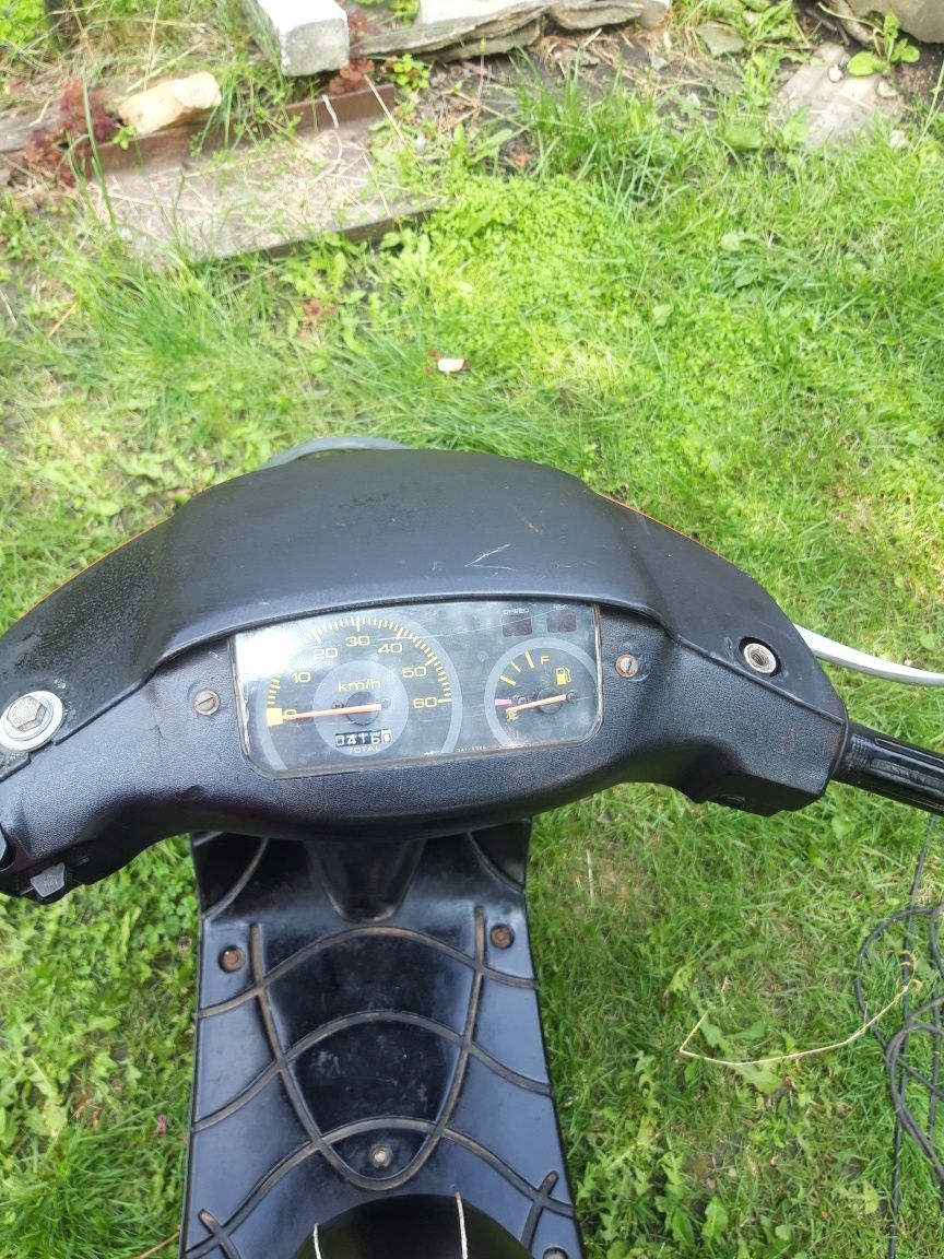 Скутер мопед suzuki lets 2