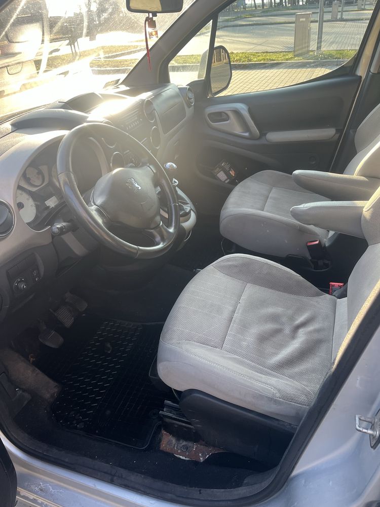 Peugeot partner 5 osobowy klima