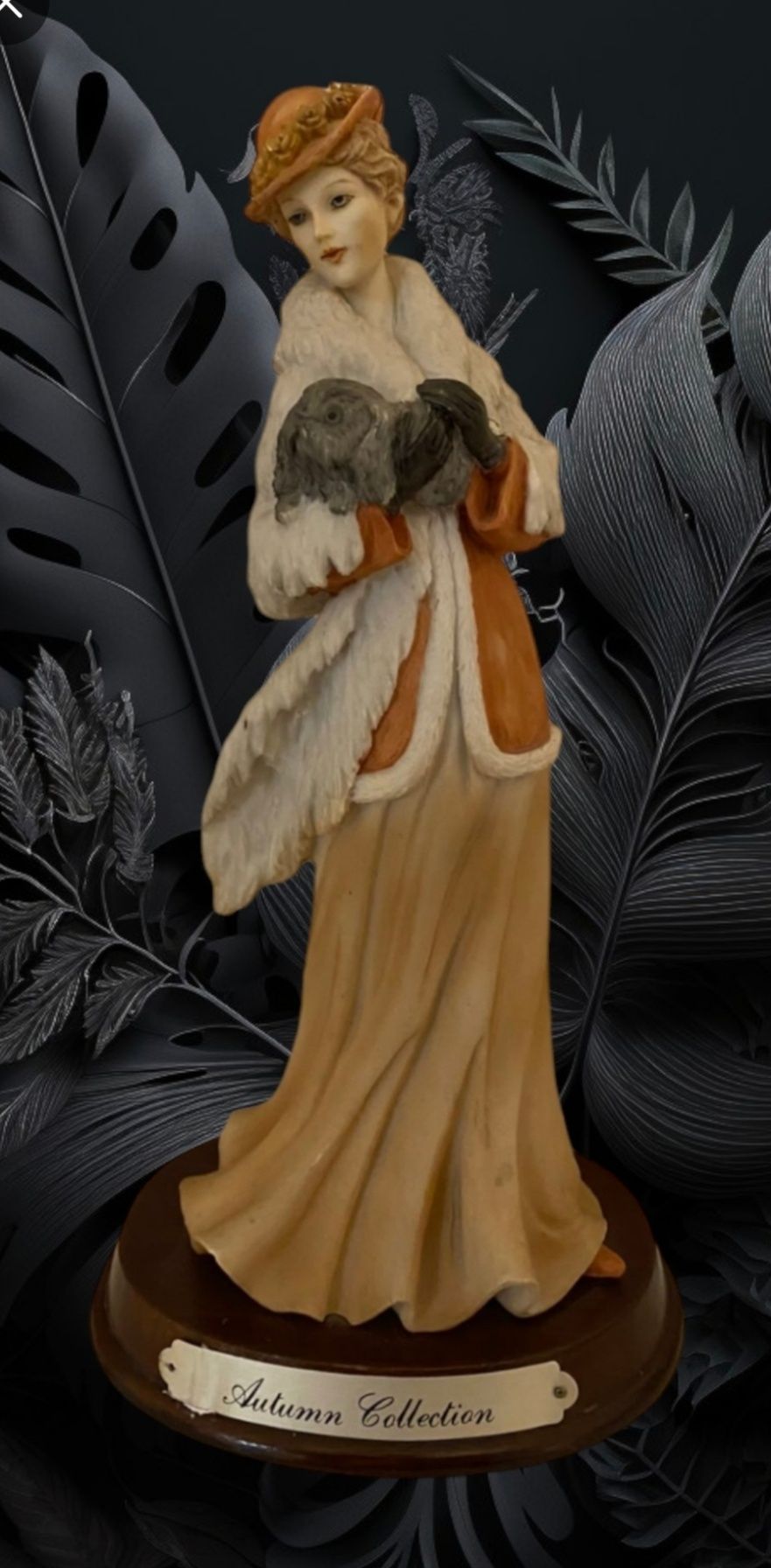 Вінтажна статуетка дами AUTUMN COLLECTION, Англія