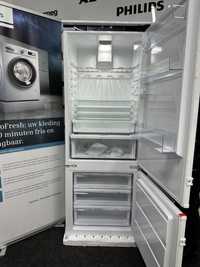 Вбудований холодильник Electrolux. Ширина 68см