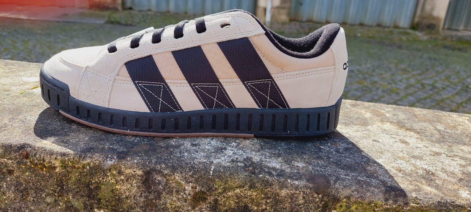 Sapatilhas  LWST adidas