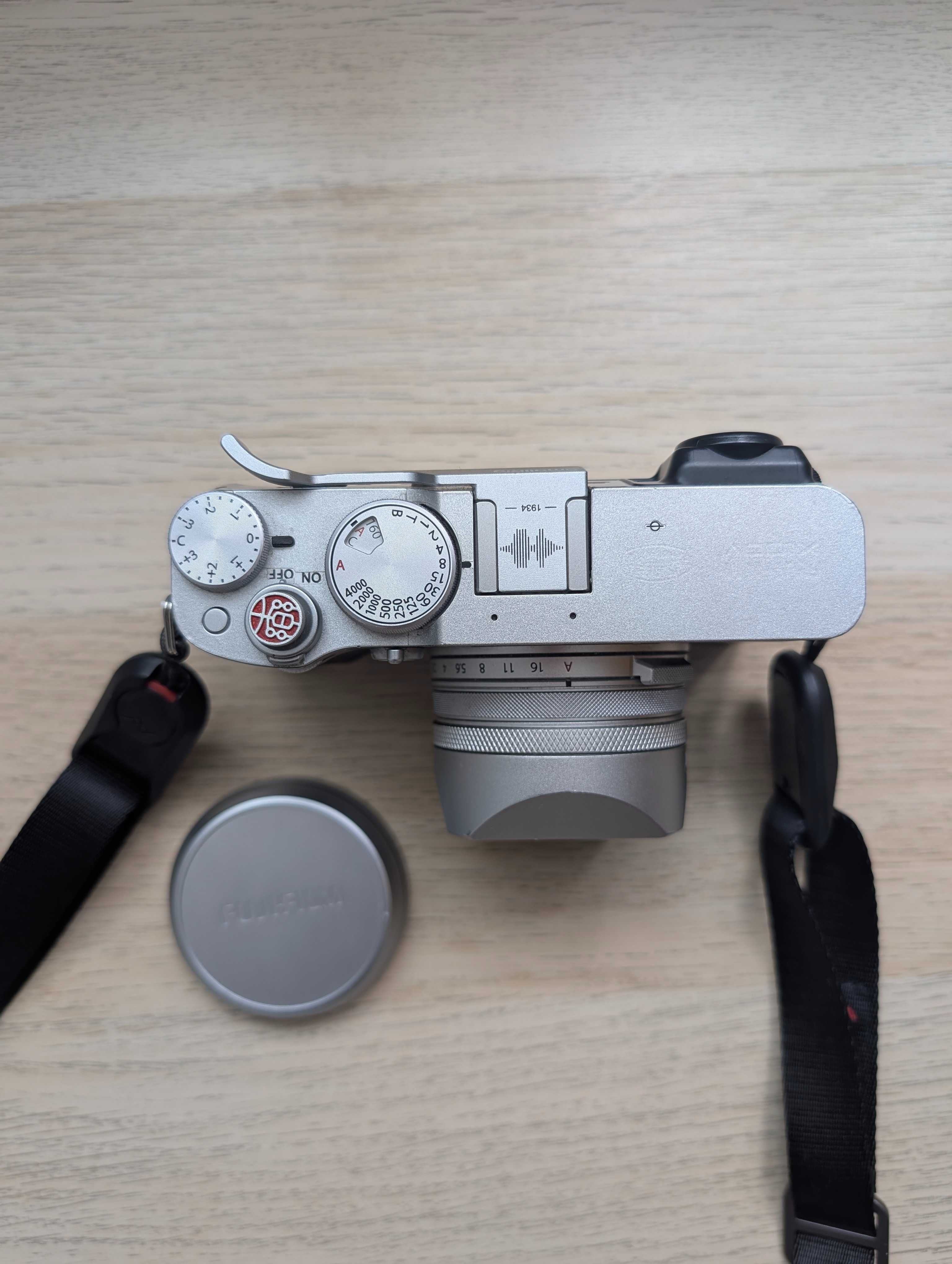 Fuji Fujifilm X100V + zestaw akcesoriów