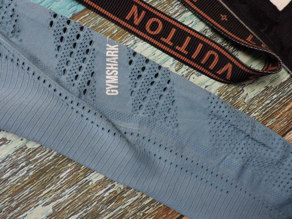 Gymshark Legginsy active ażurk Logo M