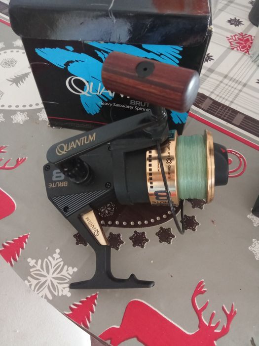 Carretos de pesca usados em bom estado