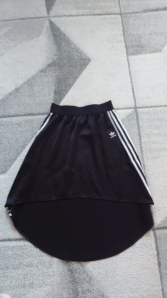 Spódnica Adidas Satin rozmiar XS