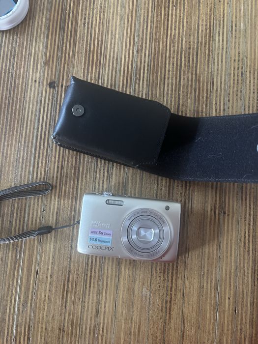 Nikon coolpix 14.0