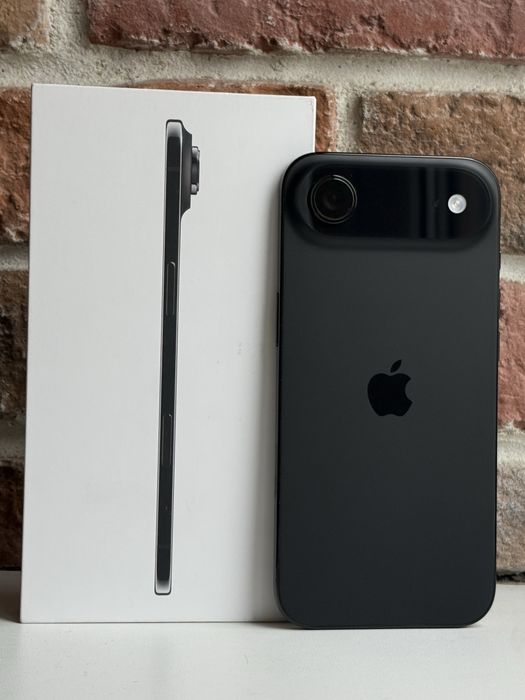 iPhone 17 air 256 GB на гарантии идеальное состояние