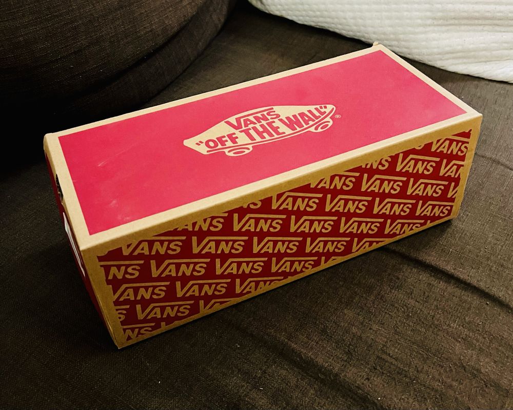 Vans originais numero 44 novos na caixa