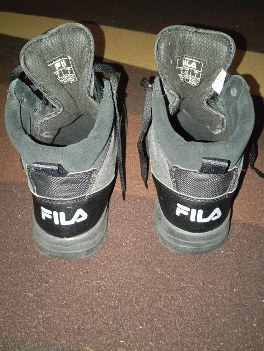 Botas Fila pretas