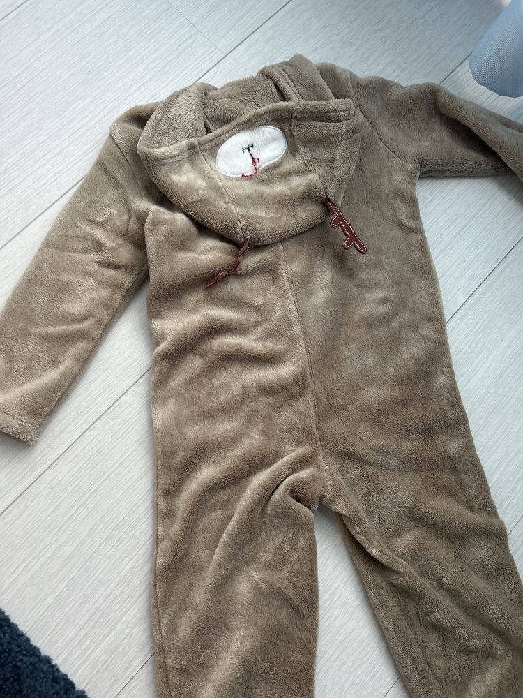 Pijama Rena polar 2-3 anos Zippy
