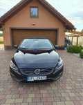 Volvo V60 Momentum