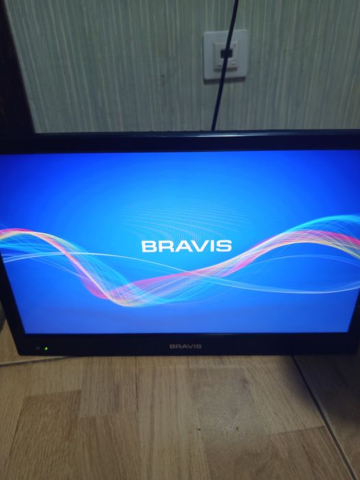 Телевизор Bravis