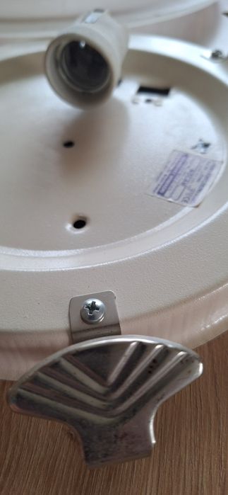 Lampa plafon na  żarówkę