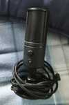 Microfone Razer Seiren X