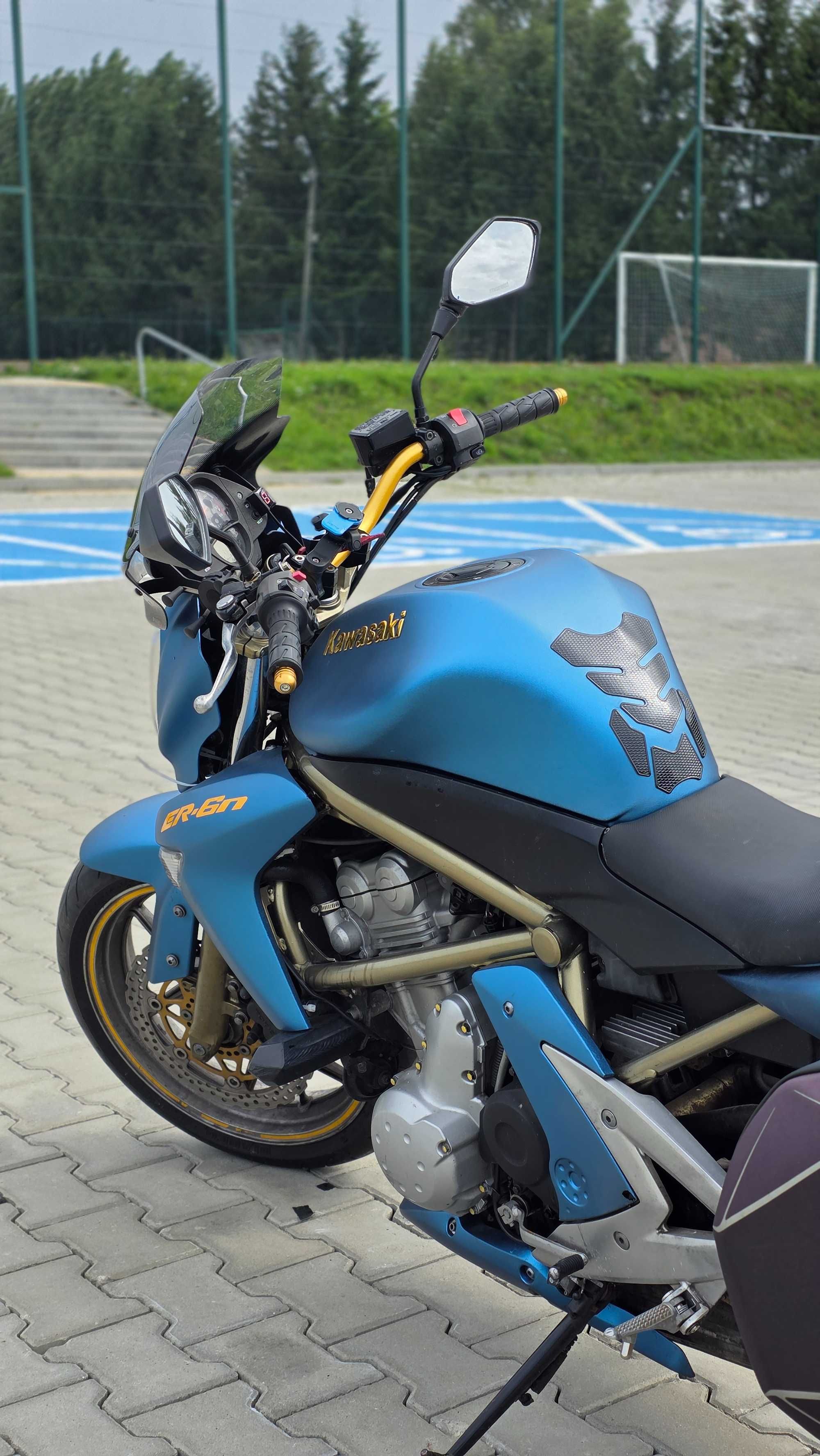 Motocykl Kawasaki ER 6N 650