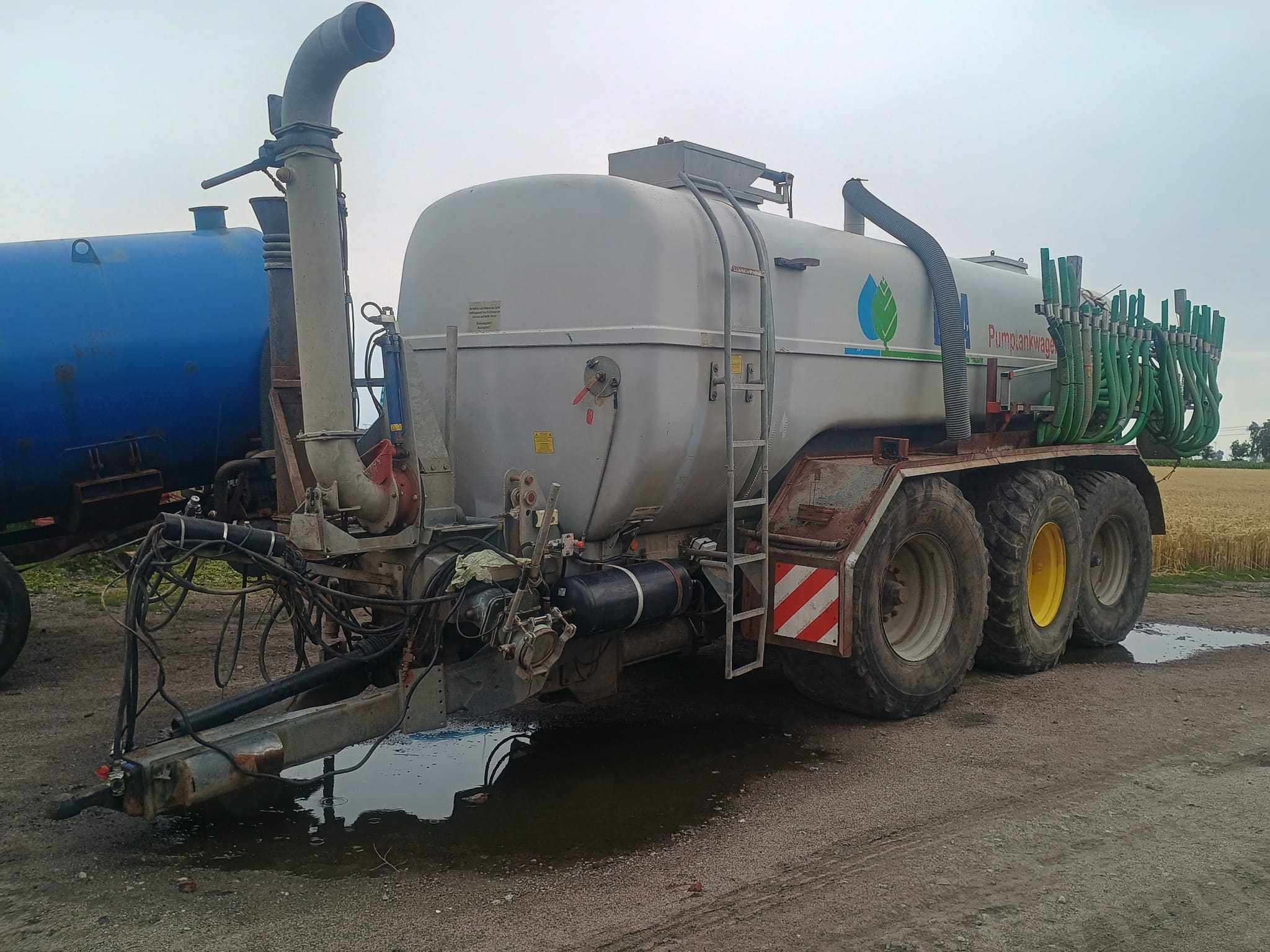 beczka asenizacyjna bauer z aplikatorem 24000L