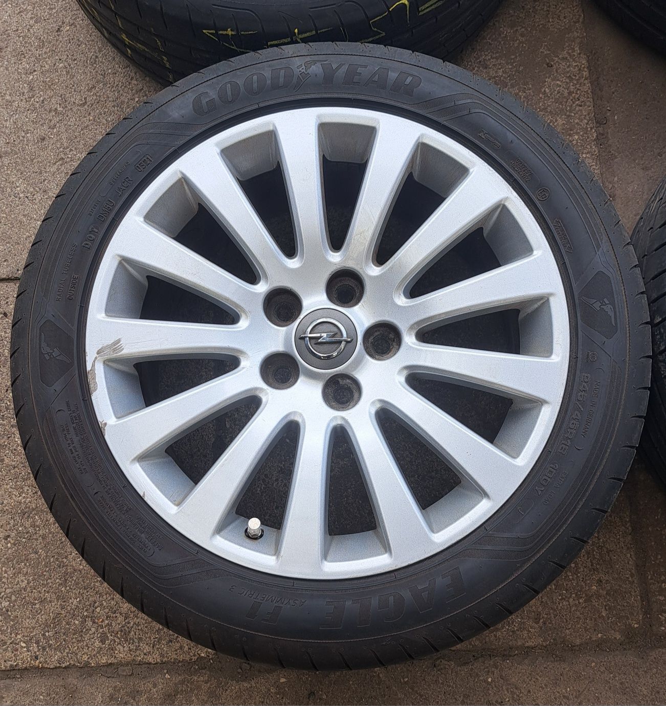 Koła 18 5x120 Opel Insignia A 245 45 R18 Goodyear lato alufelgi