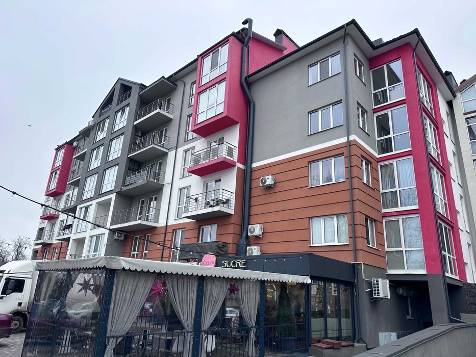 Продам 2-х кімнатну квартиру з ремонтом в новобудові