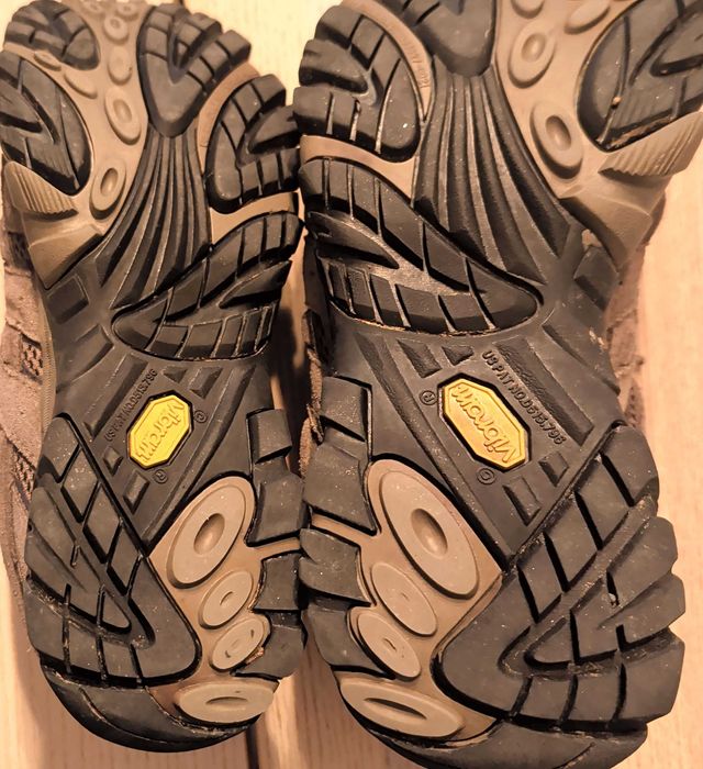 Sapatilhas de montanha Merrell Moab 2 Gore Tex (tamanho 41)