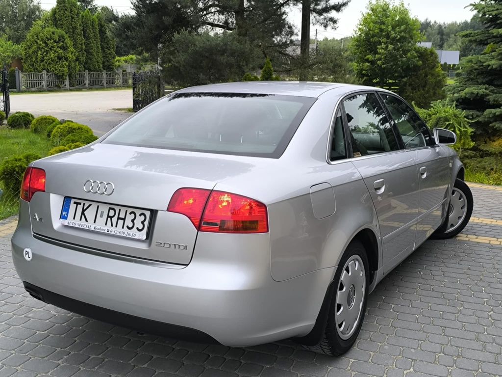 Audi a4 b7 2005r 2,0tdi 140 km Xenon 6 biegów klima