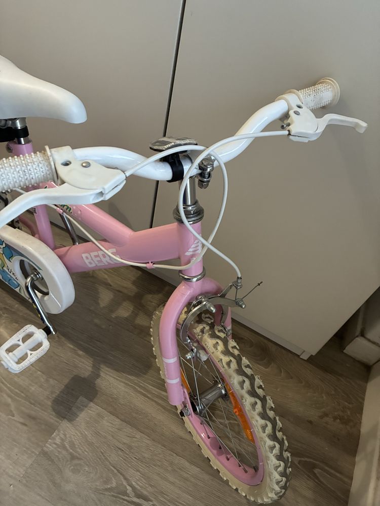 Bicicleta infantil menina