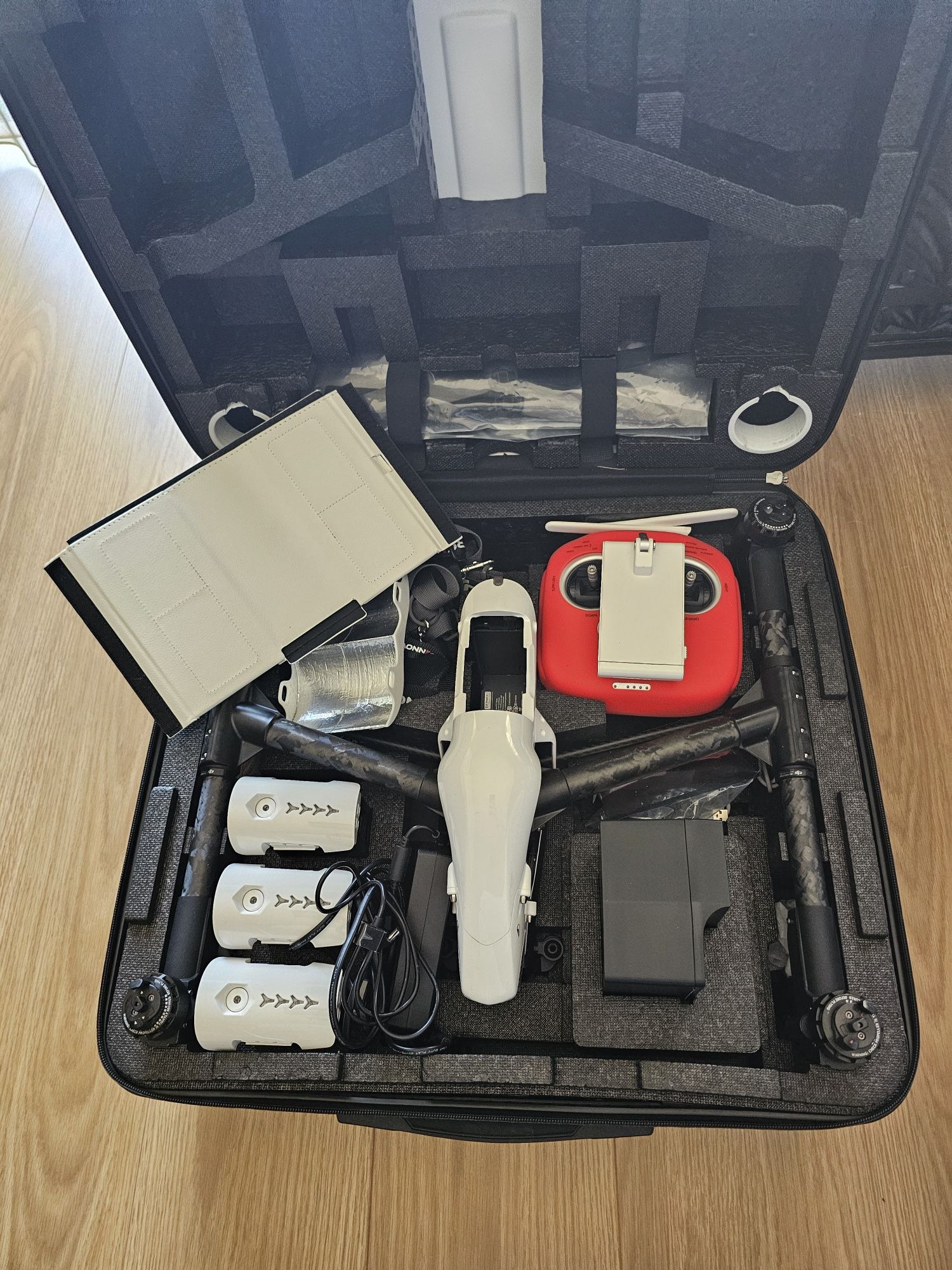 DJI INSPIRE com extras