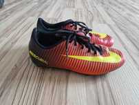 Buty piłkarskie korki Nike rozm. 38.5